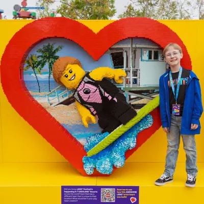 3 We Love Play 1080X1080