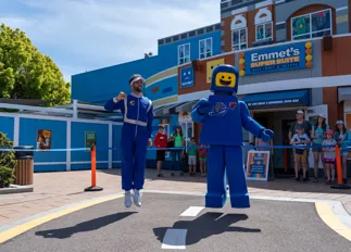 Benny's Dance Party at LEGO MOVIE WORLD