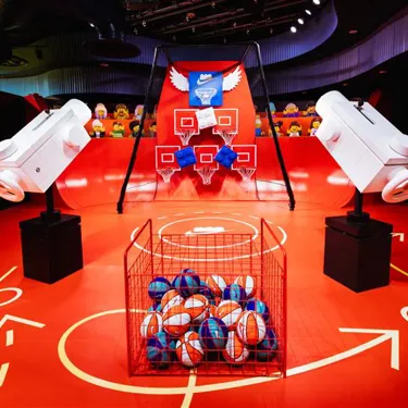 PLAYARENA Quinntucker 250607 4